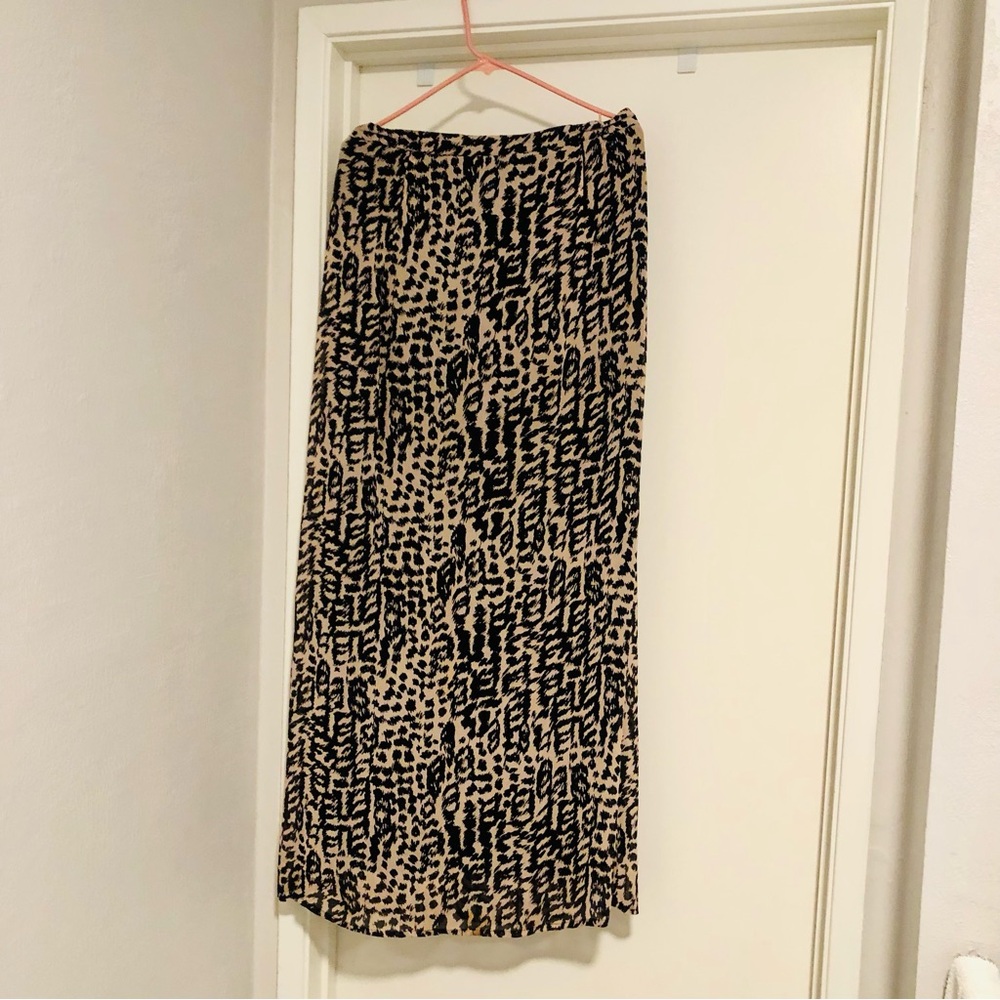 Divided by H&M Stylish Leopard Print Maxi Skirt
